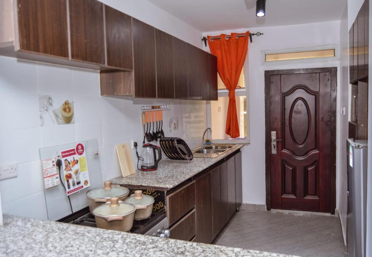Jacky'S Fully Furnished Apartments 纳库鲁 外观 照片