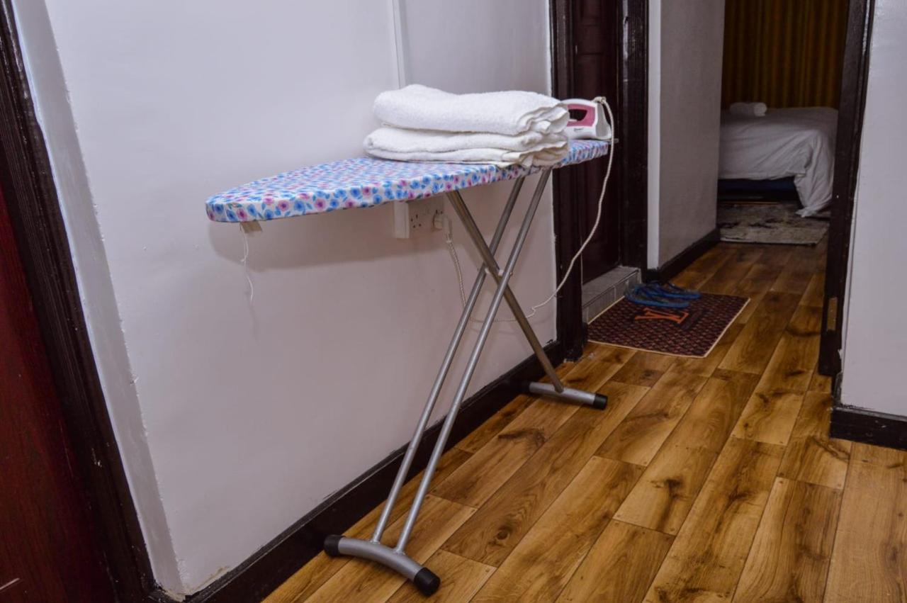 Jacky'S Fully Furnished Apartments 纳库鲁 外观 照片
